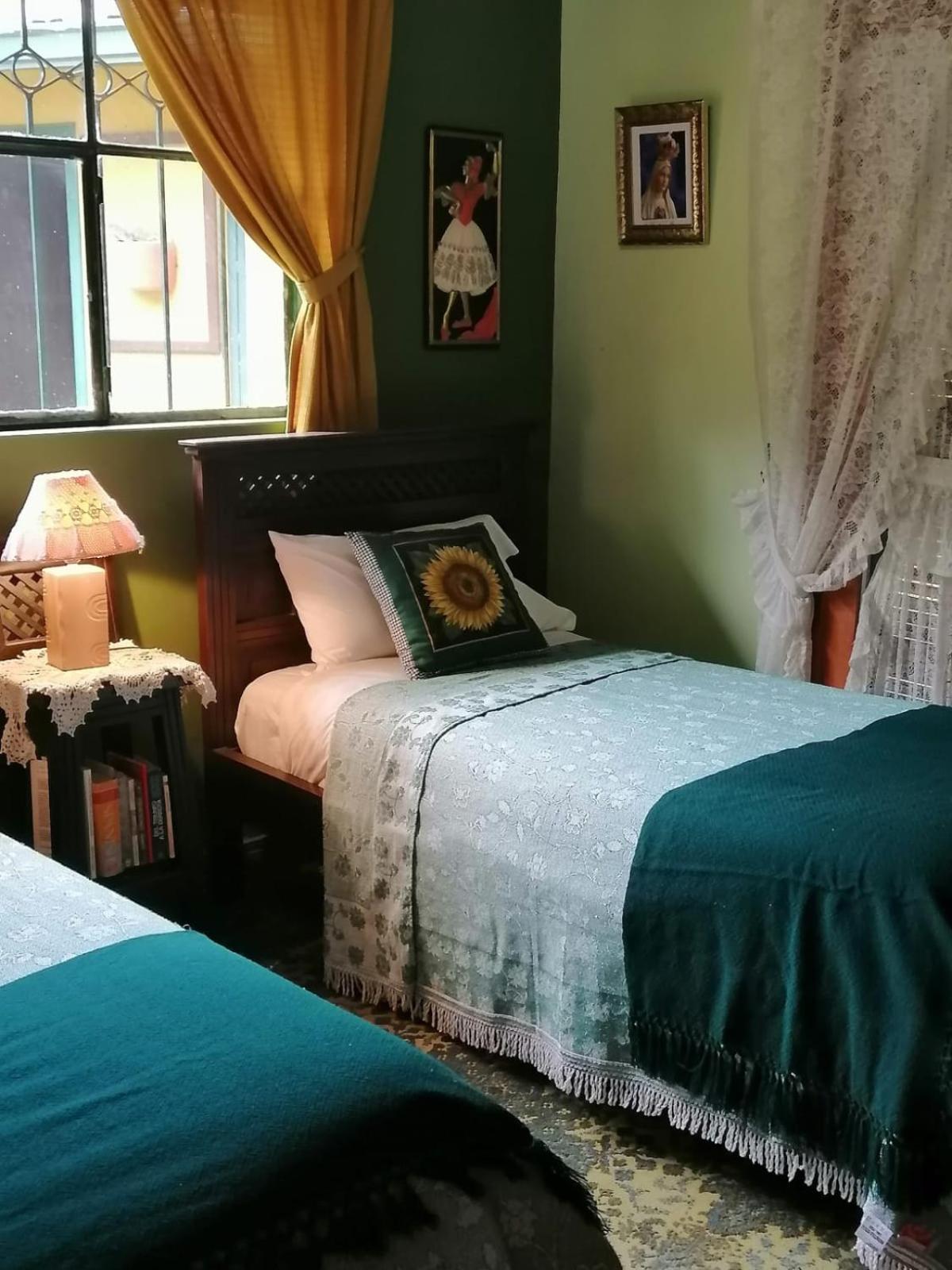 Hostal Saint Mary'S Tababela Kültér fotó