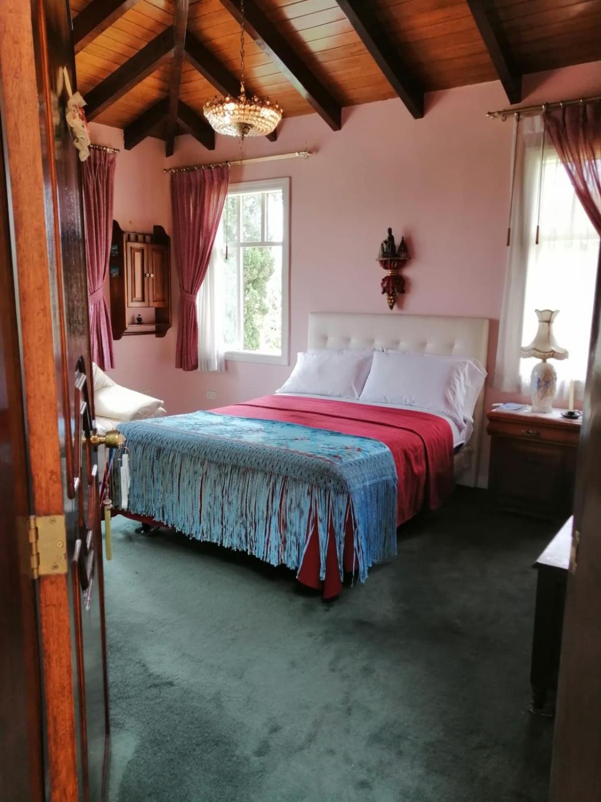 Hostal Saint Mary'S Tababela Kültér fotó